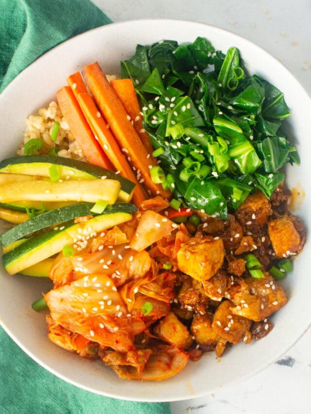 These Bibimbap-Inspired Bowls Are the Veggie-Packed Anti-Inflammatory Dinner We Can’t Wait for You to Try